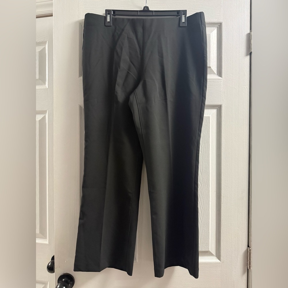 🆕 Adrianna Papell Flare Leg Pull On Pants Size 14
